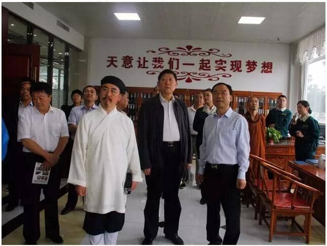 山东省政协常委、民宗委主任孙传宏莅临完美（中国）考察参观