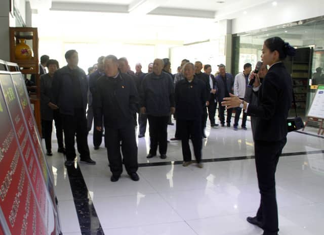 兖州区人大、政协领导莅临完美（中国）机械参观考察