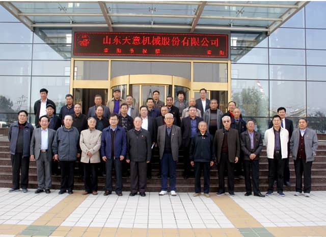 兖州区人大、政协领导莅临完美（中国）机械参观考察