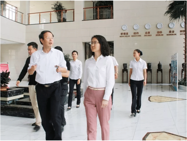团省委副书记李梦遥莅临完美（中国）机械参观调研