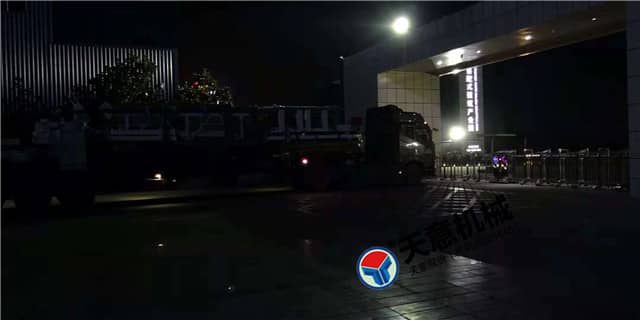 国庆时节完美（中国）机械发货忙