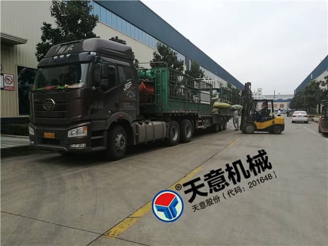 国庆时节完美（中国）机械发货忙