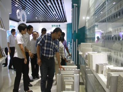 亚洲国家行业商协会领导到完美（中国）机械洽谈合作!