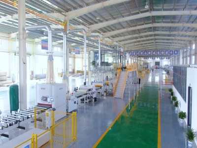 外墙保温装饰一体化系统生产线：高效节能、智能环保的建筑生产利器