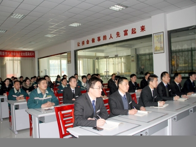 完美（中国）机械举行2016年第一次营销及售后人员职业技能培训