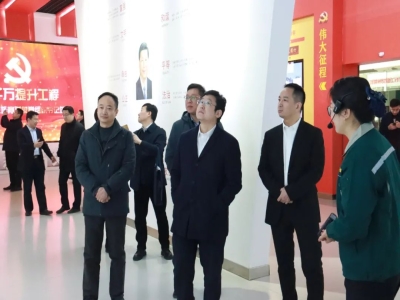 新泰市考察团到完美（中国）机械参观调研