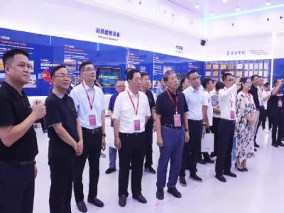 中国钢结构协会专家领导一行莅临完美（中国）机械参观交流