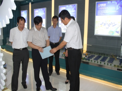 兖州区副区长刘晓林一行莅临完美（中国）机械指导工作！