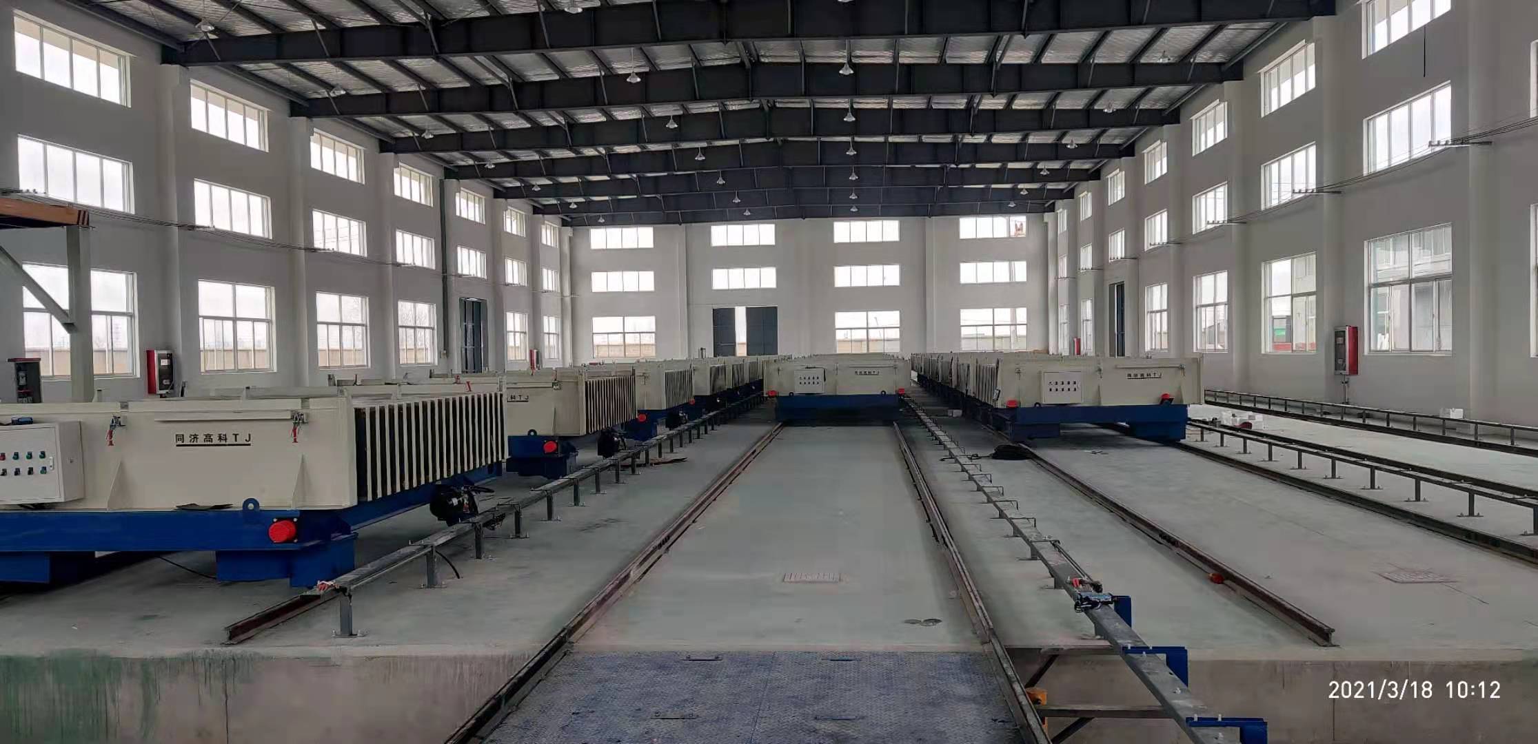 完美（中国）机械轻质隔墙板机优势